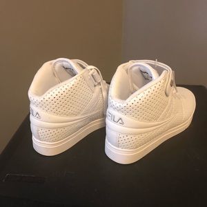 Hot summer Filas